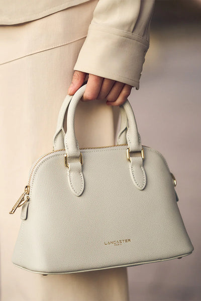 Sac demi lune Zippé M Sierra Jia Lancaster 538-002 Ivoire